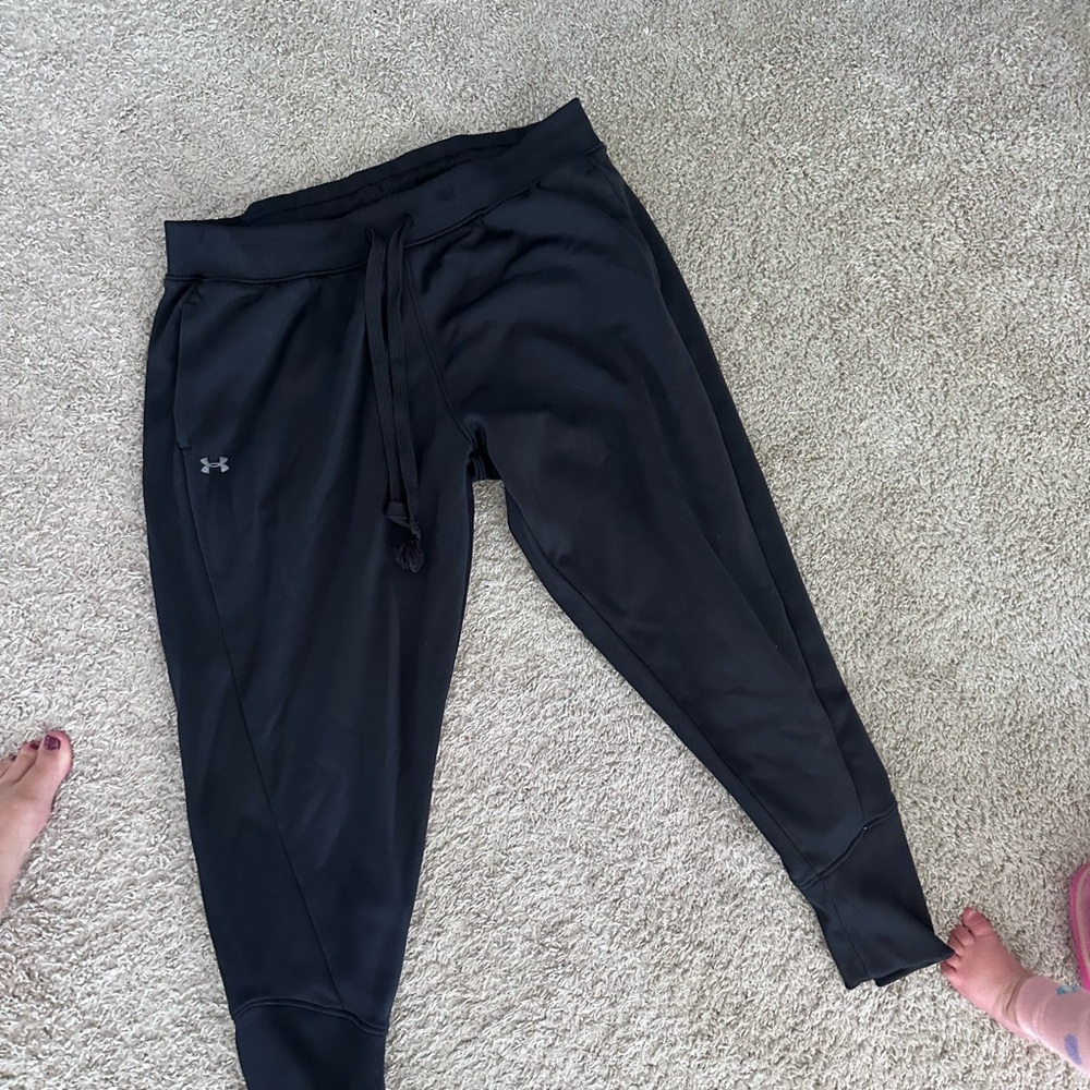 Under Armour Black HeatGear Fleece Pants